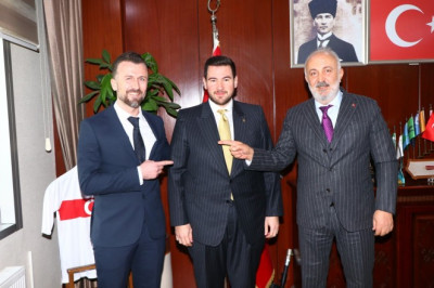 AK PARTİ ÇİFTLİKKÖY BELEDİYE BAŞKAN ADAYI RECEP HACI BASINA TANITILDI