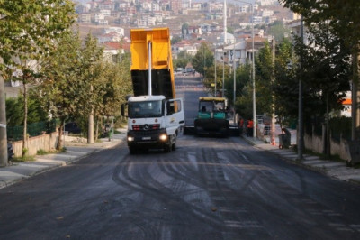 BEYAZIT CADDESİNE TOPLAM 4386 TON ASFALT DÖKÜLDÜ
