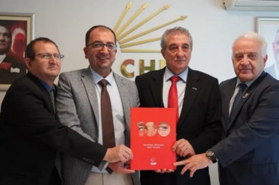 CHP ARMUTLU BAŞKAN ADAYI İSTİFA ETTİ