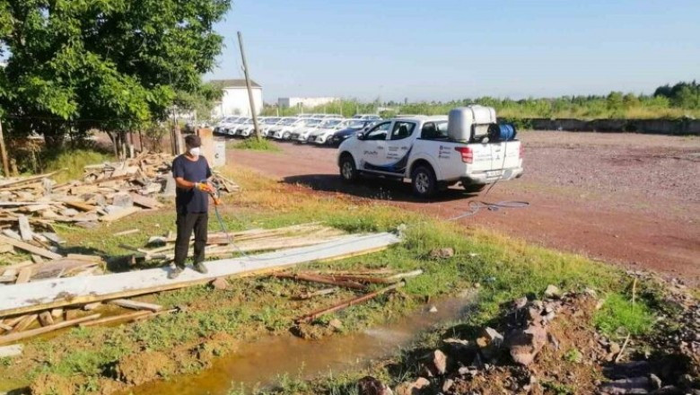 Çiftlikköy’de yaz sezonu ilaçlamaları sürüyor