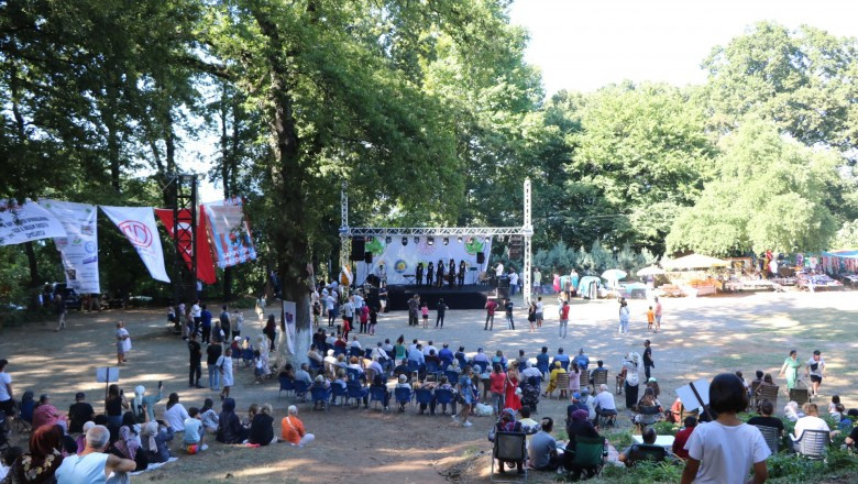 Çınarcık’ta “Karadeniz Şenliği” Renkli Görüntülere Sahne Oldu