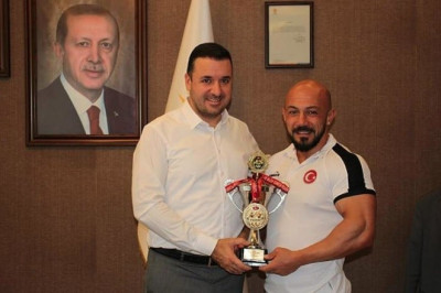 YALOVALI SERDAR BAL’DAN BAĞATARA ZİYARET