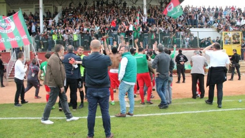 Yalovaspor Bal'a Çıktı