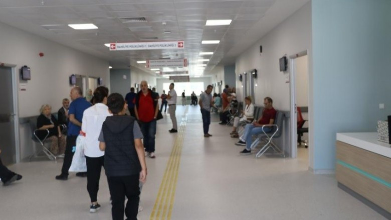 YENİ HASTANEDE YOĞUNLUK BAŞLADI