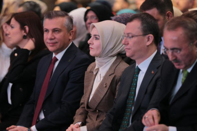 AK Parti Genel Sekreteri Şahin, partisinin Bolu 8. Olağan İl Kongresi'nde konuştu: