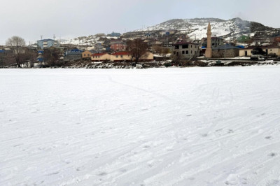 Ardahan'ın Göle ilçesinde gece en düşük hava sıcaklığı sıfırın altında 24,8 derece ölçüldü