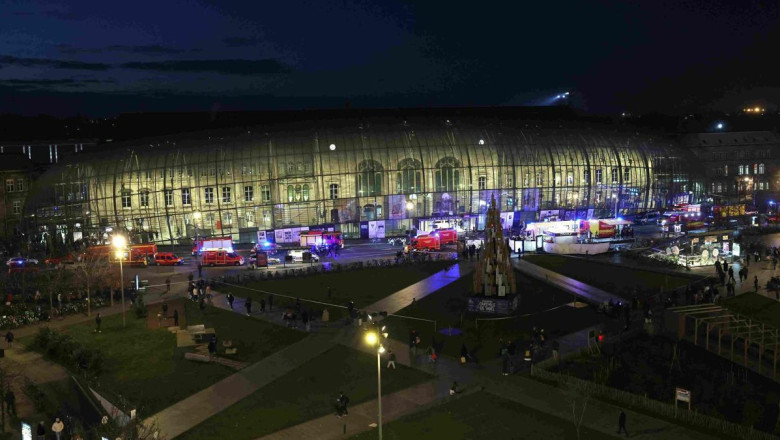 Fransa'nın Strazburg kentinde iki tramvay çarpıştı: 30 yaralı