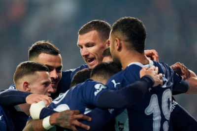 Kanarya, Konya'da 3 puanı 3 golle aldı! Konyaspor 2-3 Fenerbahçe Maç Özeti