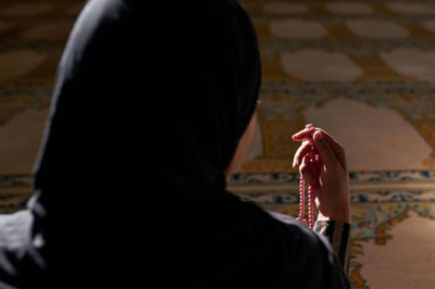 Sabah namazı saat kaça kadar kılınır? Güneş doğduktan sonra sabah namazı kılınır mı?