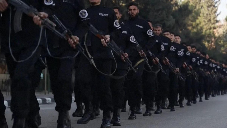 İLK MEZUNLARINI VERDİ: Suriye'de yeni kolluk kuvvetleri!