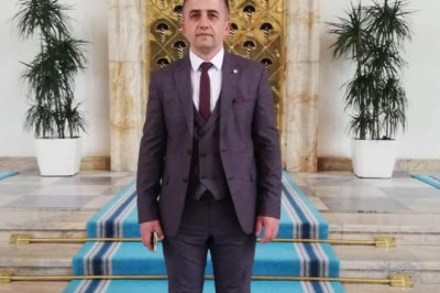 Yem karma makinesine sıkışan muhtar, hayatını kaybetti