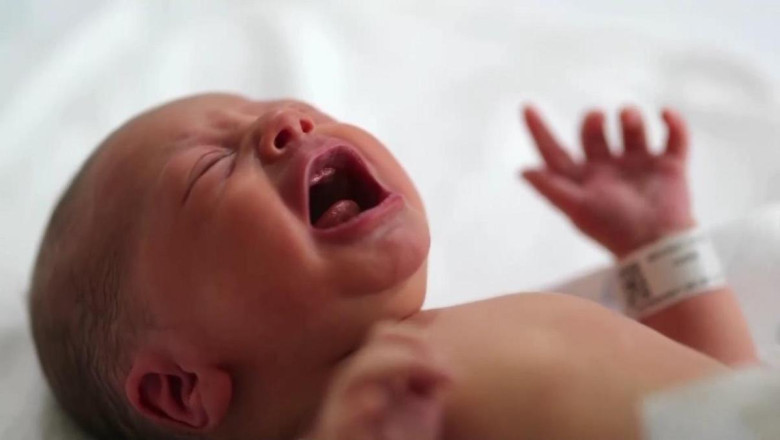 Çalışan annelere destek: ''Komşu anne sistemi''