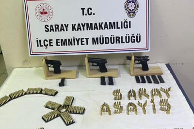 Evinde silah bulunan şüpheli gözaltında