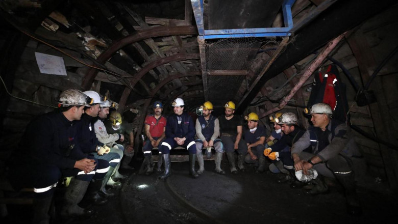 Saadet Partisi Genel Başkanı Arıkan, maden işçileri ile bir araya geldi