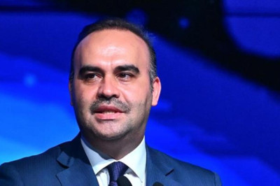 Sanayi ve Teknoloji Bakanı Mehmet Fatih Kacır: Türk gençliği destan yazıyor