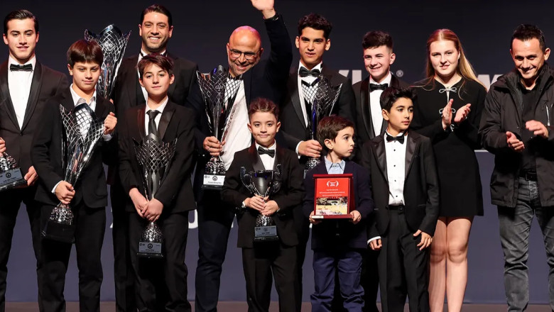 TOSFED Gala Gecesi Zorlu PSM'de yapıldı