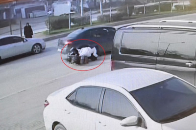 Bursa'da elektrikli bisiklet ile otomobil çarpıştı: 1 yaralı