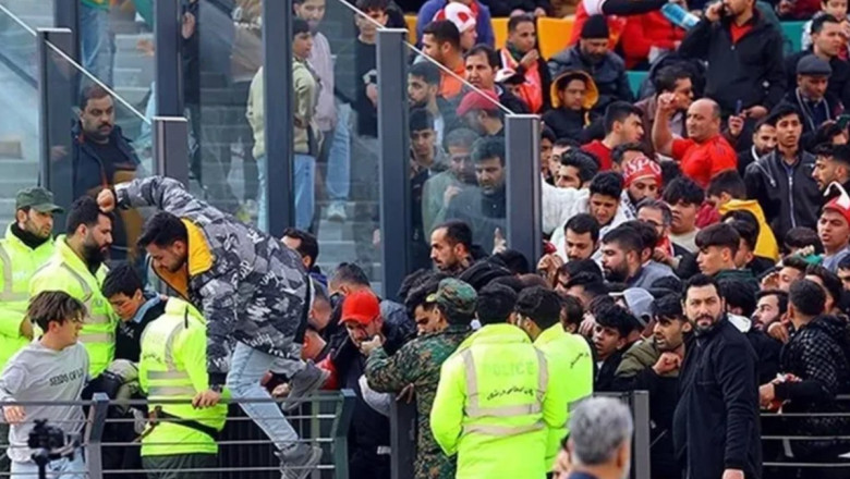 İran'da tribün kavgası! 32 taraftar yaralandı
