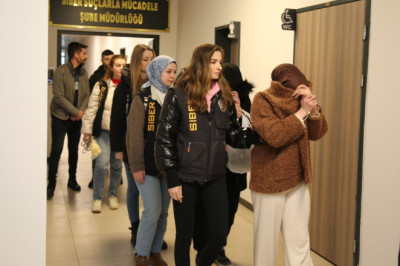 7 ilde vatandaşları 110 milyon 255 bin TL dolandıran şebeke çökertildi