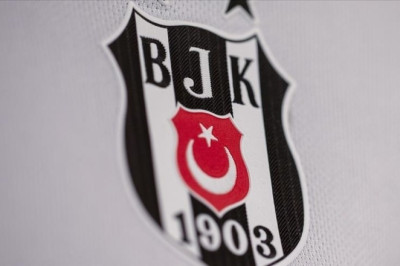 Beşiktaş’ta şok ayrılık! Takımın yıldızı ayrılıyor; İşte yeni adresi...
