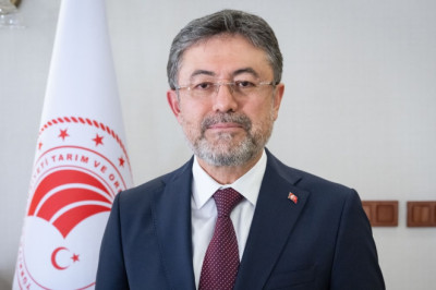İbrahim Yumaklı: Bitkisel üretimde rekor kırıldı
