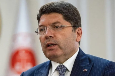 Yılmaz Tunç'tan üç gazeteci açıklaması: Gazetecilik faaliyeti ile kimse gözaltına alınamaz