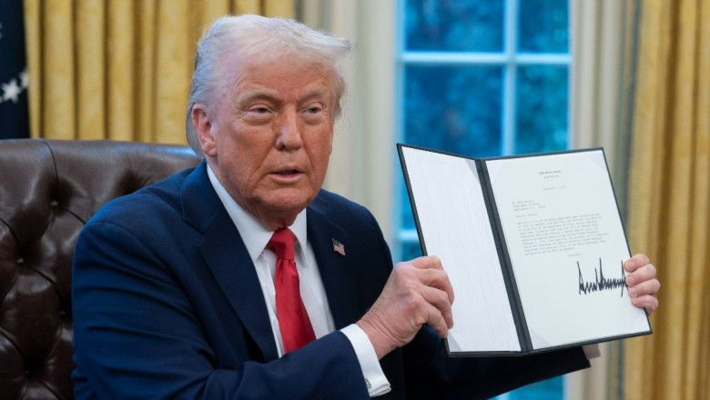Donald Trump, ABD'de varlık fonu kurulmasına dair kararnameye imza attı