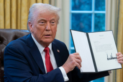 Donald Trump, ABD'de varlık fonu kurulmasına dair kararnameye imza attı