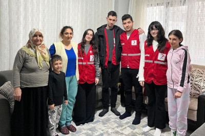 Kızılay’dan, Depremzedelere Destek Ziyareti