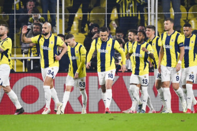 Filip Kostic: Avrupa'da oynamayı özlemişim