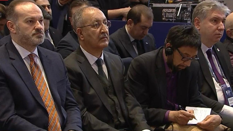 Prof. Dr. Bahçekapılı, Yayıncılık Zirvesi’ne Katıldı