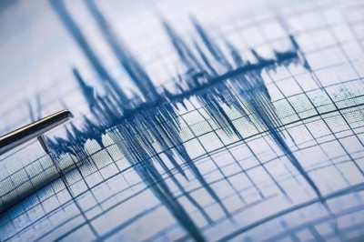 İran'da 5,4 büyüklüğünde deprem
