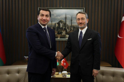 Fahrettin Altun, Azerbaycan Cumhurbaşkanı Yardımcısı Hacıyev ile bir araya geldi