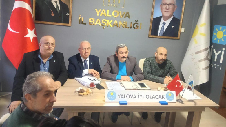 İYİ Partililer Toplandı