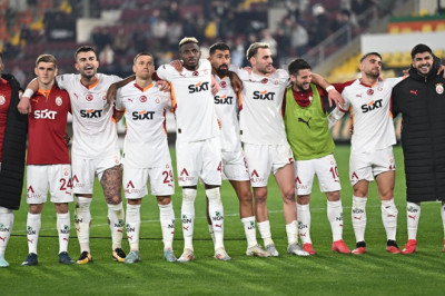 Yunus Akgün: Biz Galatasaray'ız