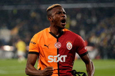Victor Osimhen bu sezonki gol sayısını 28'e yükseltti