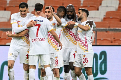 Kayserispor, evinde Adana Demirspor'u rahat geçti