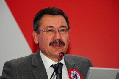 Melih Gökçek’ten İlginç Paylaşım!