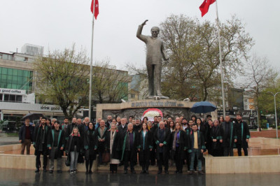 Yalova Barosu, Avukatlar Günü’nü Kutladı!