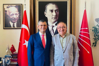 Salman’dan Özel’e Tebrik