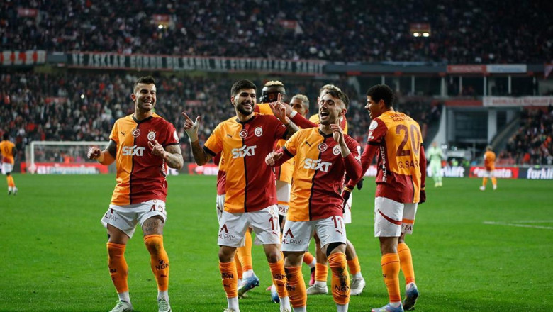 Samsunspor 0-2 Galatasaray Maç Özeti | Lider, Samsun'da hata yapmadı