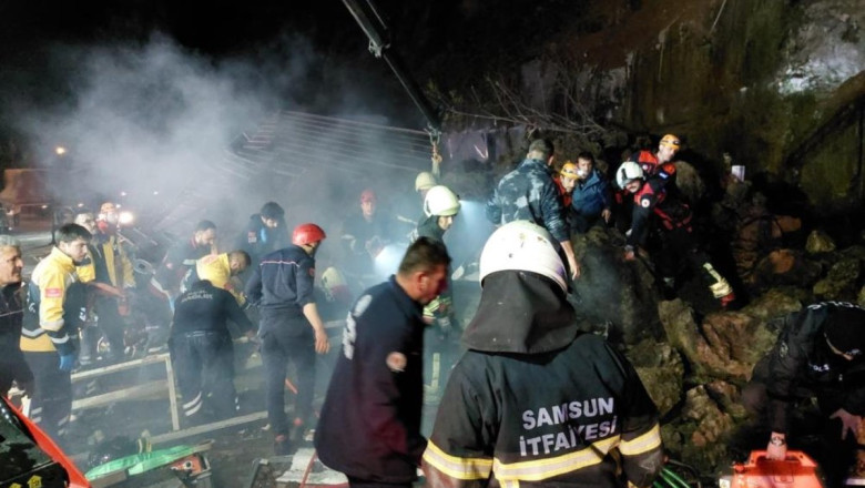 Samsun'da heyelanda toprak altında kaldılar