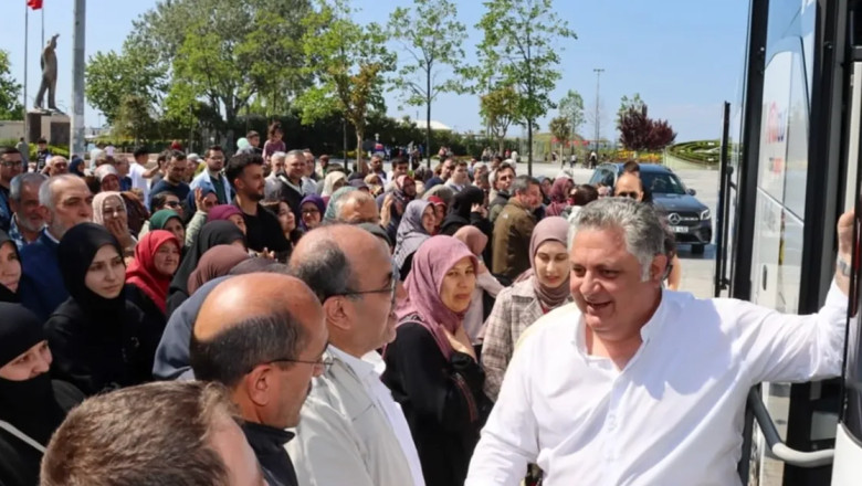 Başkan Gürel, Hac yolcusu hemşehrilerini uğurladı