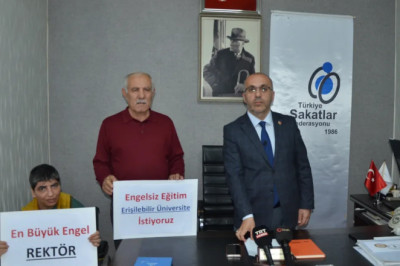 Murat Arslanhan’dan Rektör Cantürk’e istifa çağrısı
