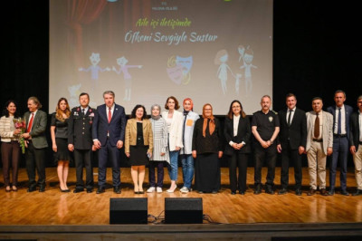 Yalova Üniversitesi’nde Tiyatro ve Teknoloji Bir Arada