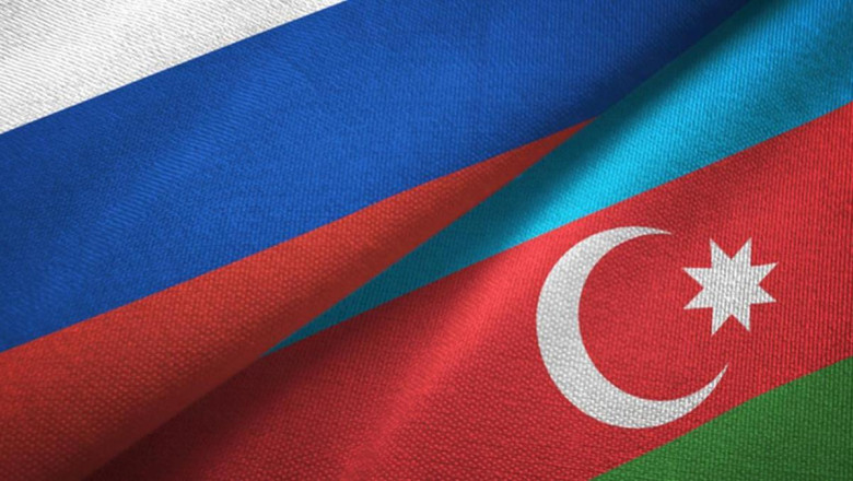 Azerbaycan'da 2 Rus gazeteci gözaltına alındı