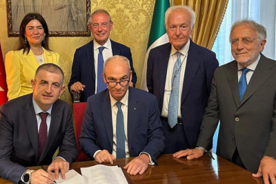 Baykar İtalyan havacılık devi Piaggio'yu resmen bünyesine kattı