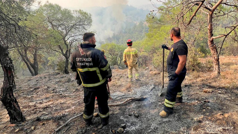 Çiftlikköy’den, Sakarya-Bilecik’teki Yangına İtfaiye Desteği