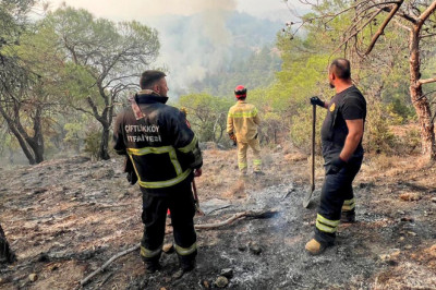 Çiftlikköy’den, Sakarya-Bilecik’teki Yangına İtfaiye Desteği