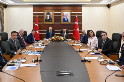 Vali Dr. Hülya Kaya, Düzensiz Göçle Mücadele Koordinasyon Toplantısı’na Katıldı